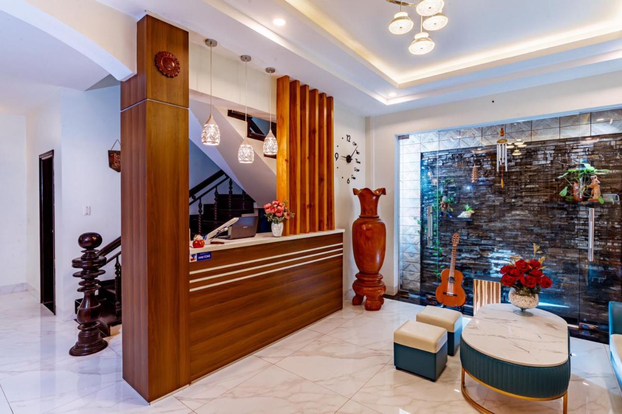 Nana Homestay & Villa Hue Buitenkant foto