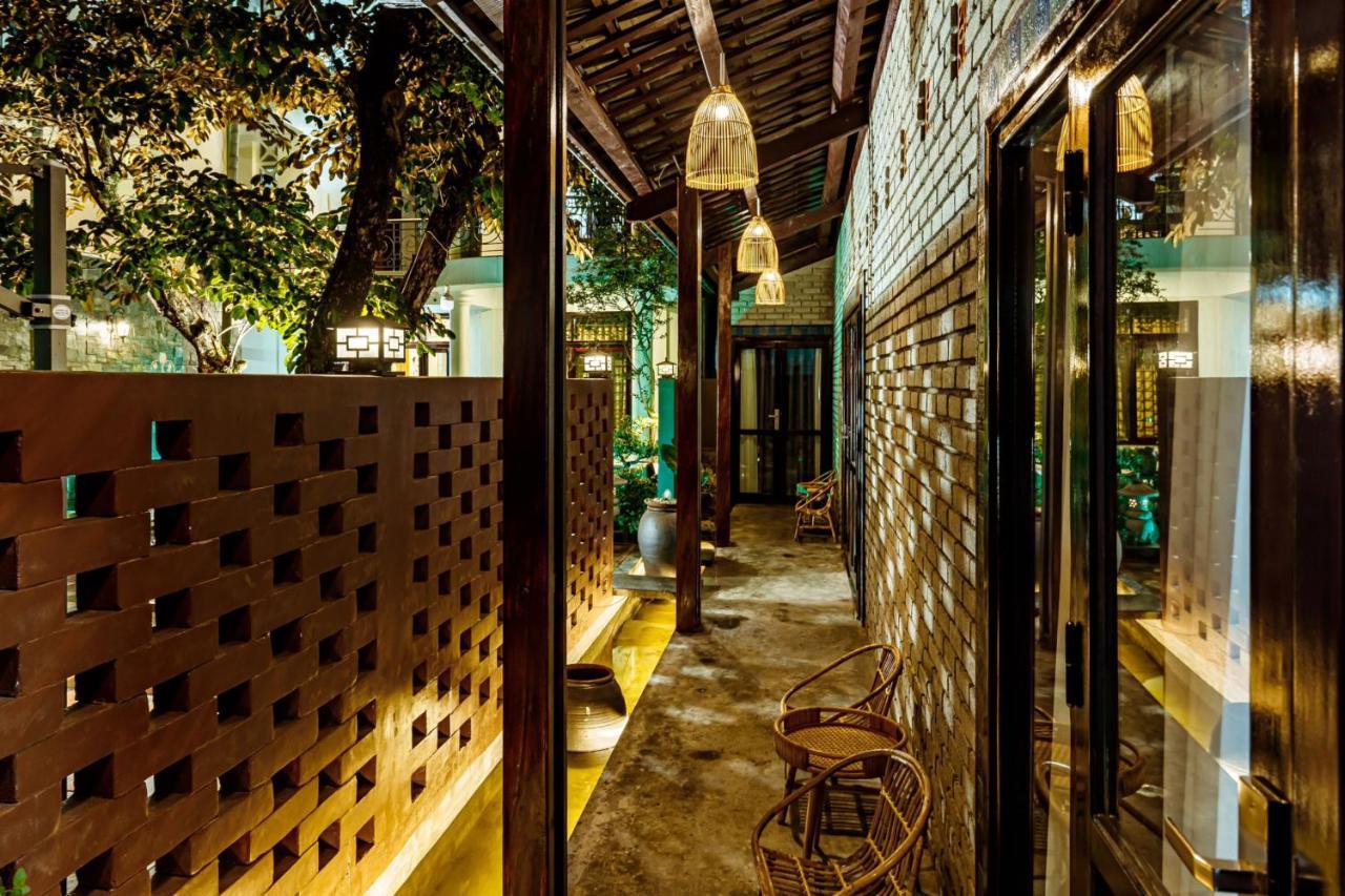 Nana Homestay & Villa Hue Buitenkant foto