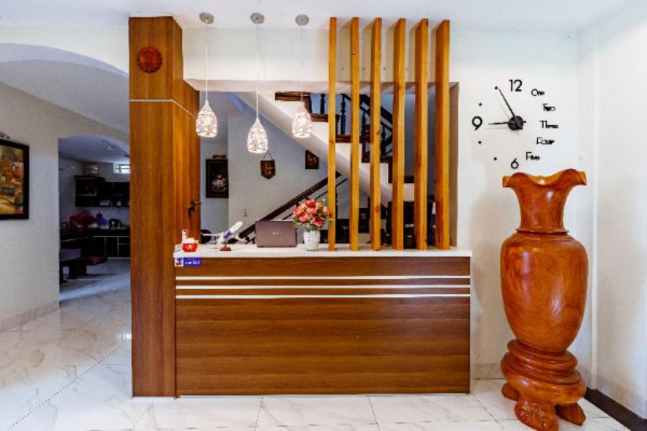 Nana Homestay & Villa Hue Buitenkant foto