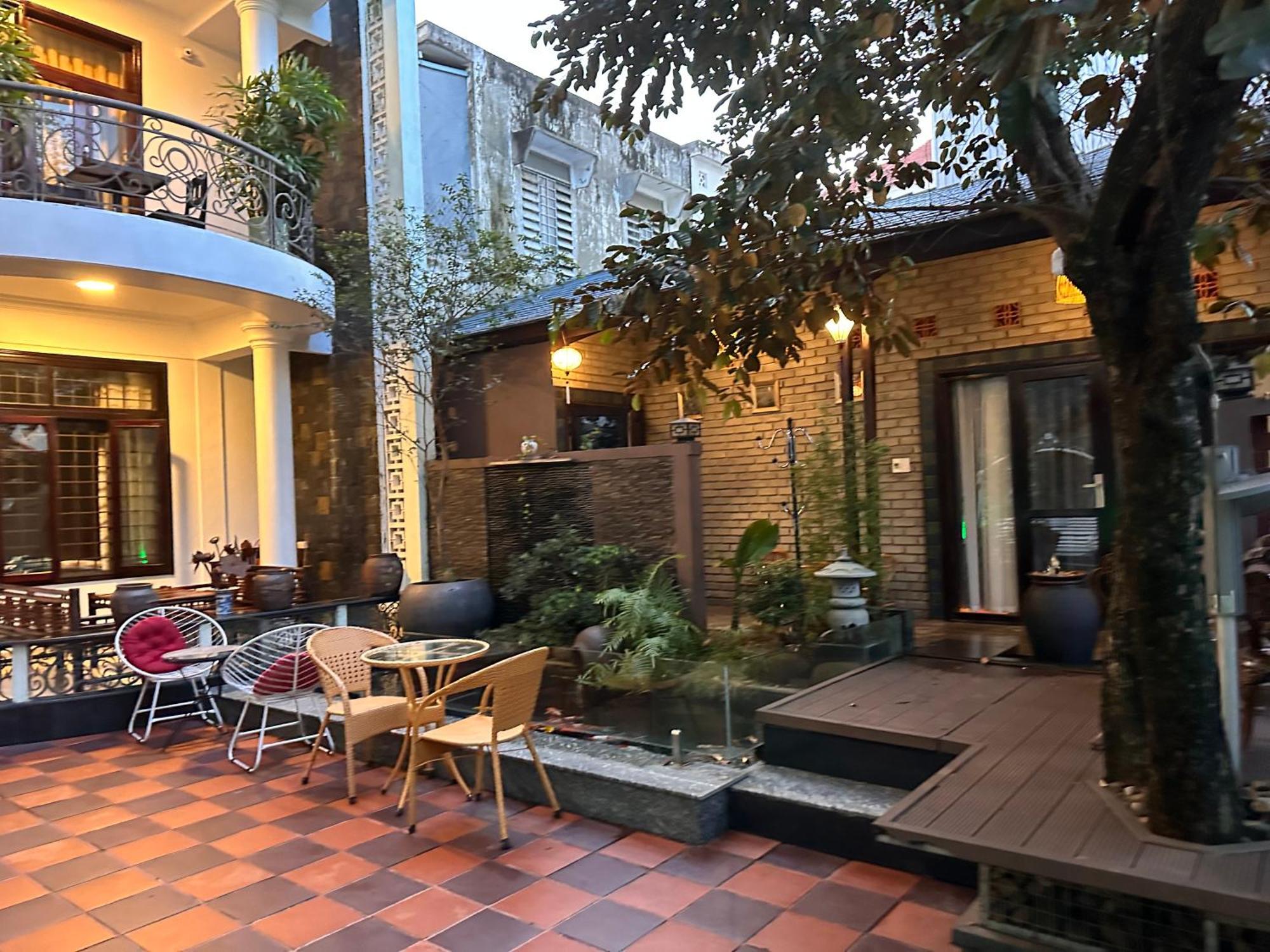Nana Homestay & Villa Hue Buitenkant foto